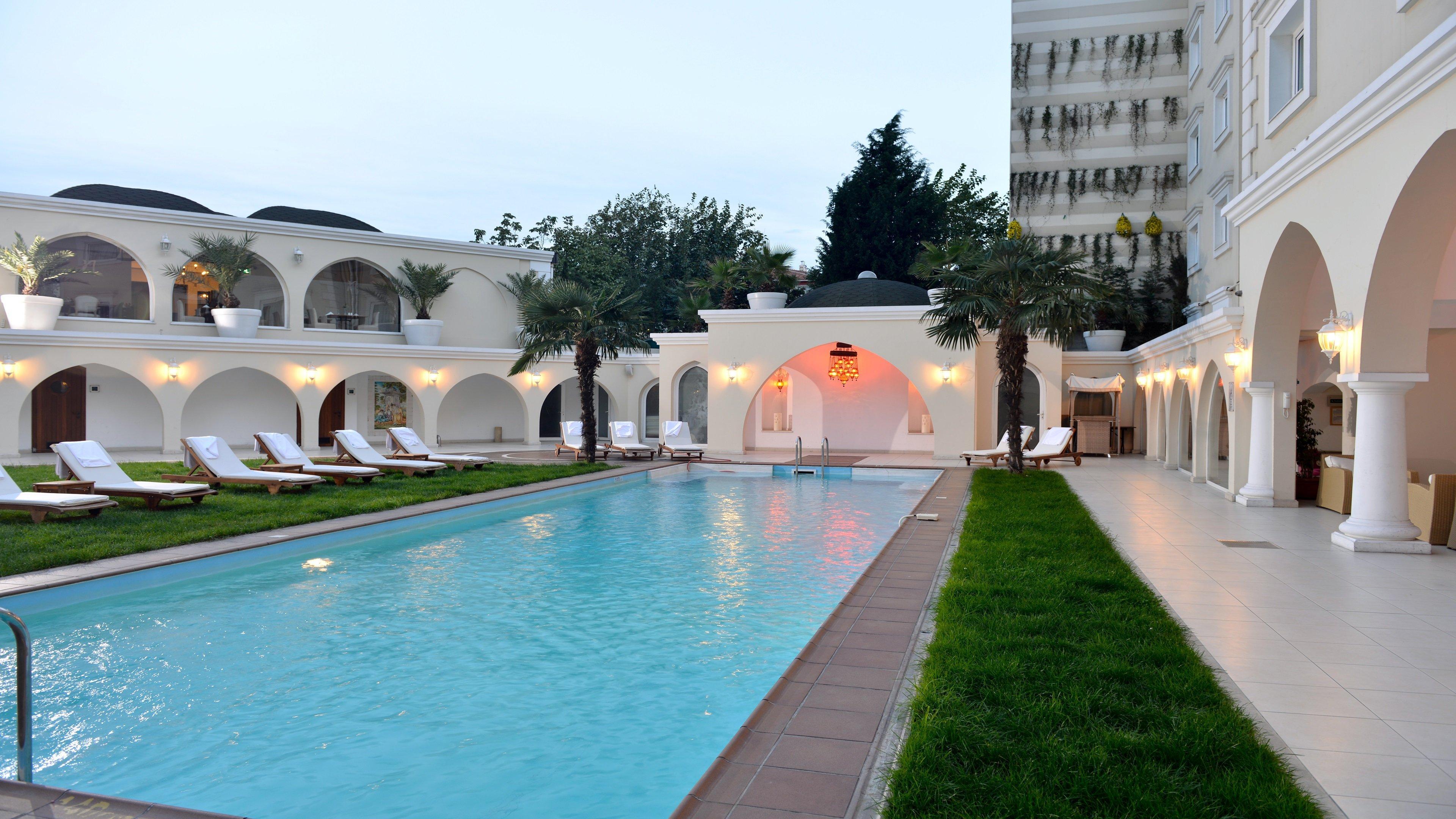 Holiday Inn Istanbul City, An Ihg Hotel Exterior photo